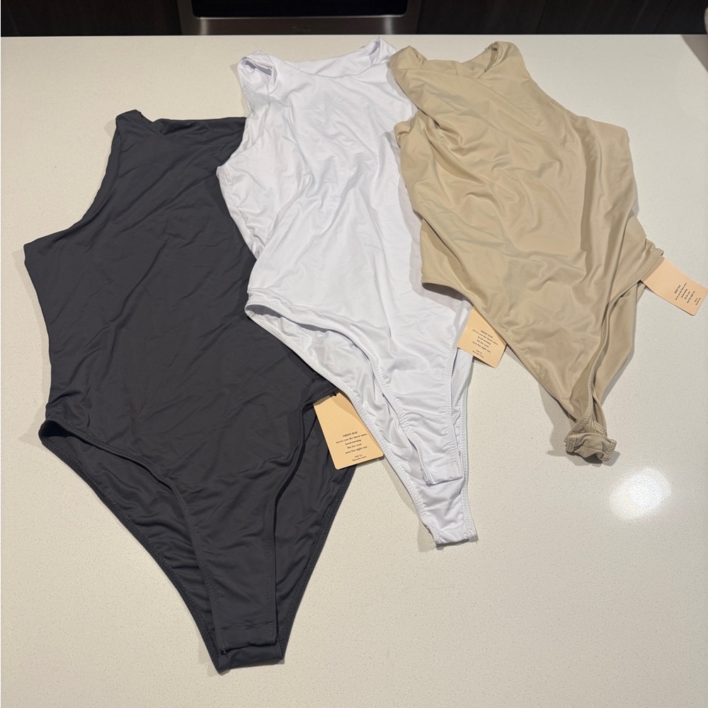Bodysuit set - Black, White & Beige